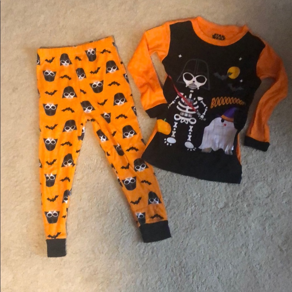 5t Star Wars Halloween pjs